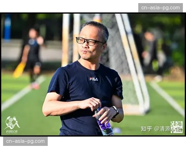 技术花絮：本轮联赛首次试用新型球员定位传感器，用于收集跑动数据